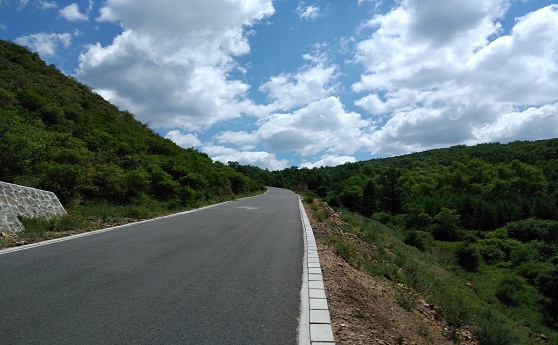 翠云山景区南北翼道路工程